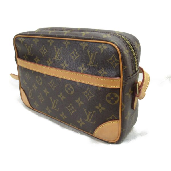 2101218073331 4 Louis Vuitton Trocadero 27 Shoulder Bag Monogram Brown