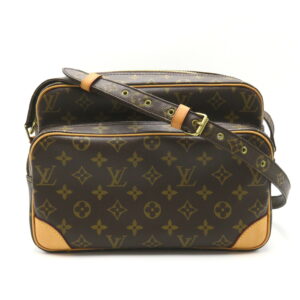 2101218100297 1 Louis Vuitton Looping GM Monogram Shoulder Bag Brown