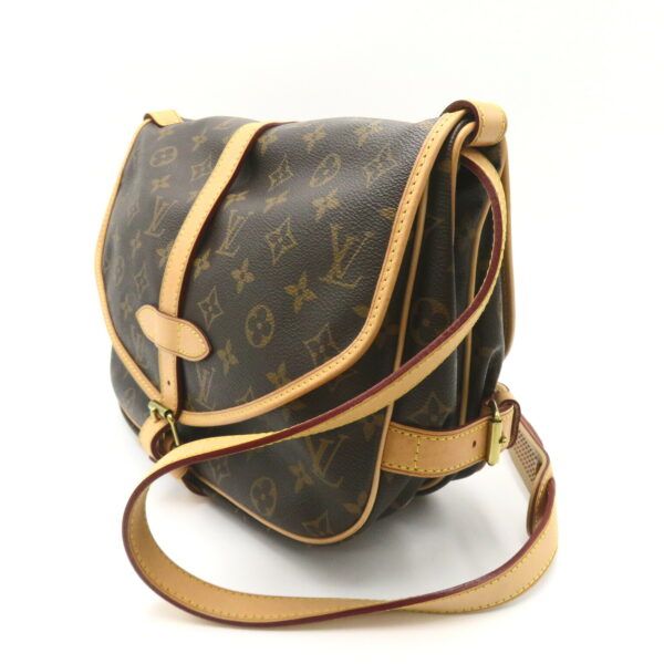 2101218100396 3 Louis Vuitton Saumur 30 Shoulder Bag Monogram Brown