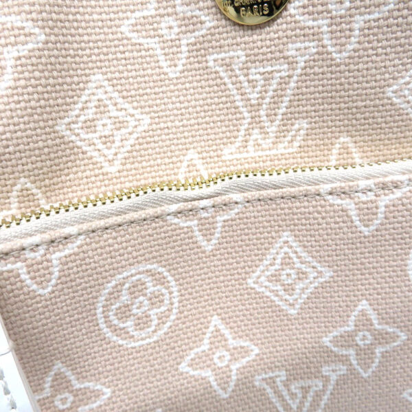 210326808 Louis Vuitton Hippo Ipanema Tote Bag Canvas Beige