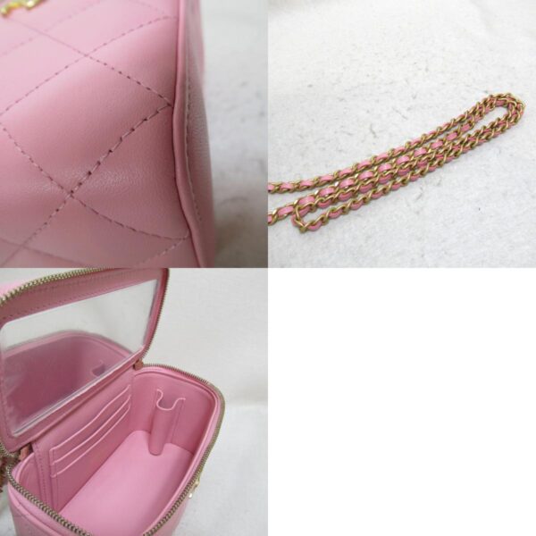 2104102217514 7c CHANEL Vanity Chain Shoulder Bag Lambskin Pink