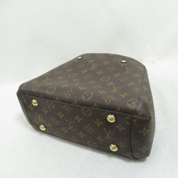 2104102276801 5 Louis Vuitton Montaigne BB Monogram Tote Bag Brown