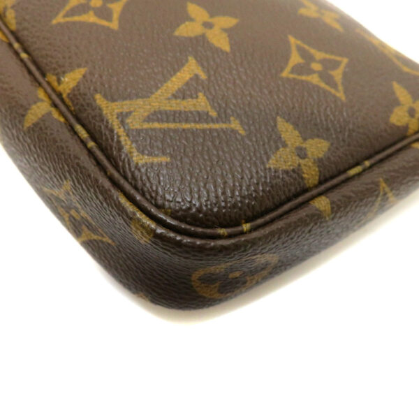 21053185 Louis Vuitton Pochette Accessoire Pouch Monogram Canvas Brown