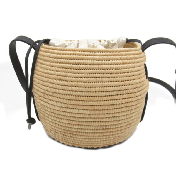 2106800538380 2 Loewe Beehive Anagram Raffia Shoulder Bag Beige Black