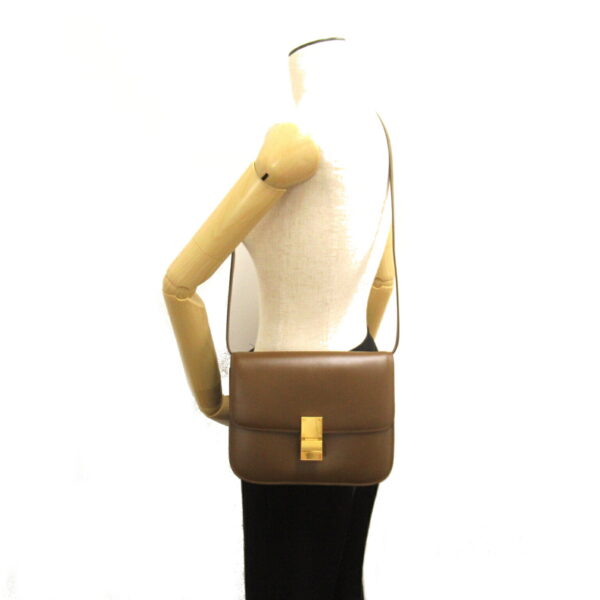 2106800543513 5 Celine Classic Box Medium Leather Shoulder Bag Brown