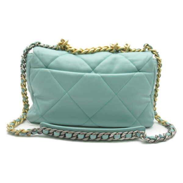 2107600965659 3 CHANEL CHANEL19 Chain Shoulder Bag Lambskin Emerald Green