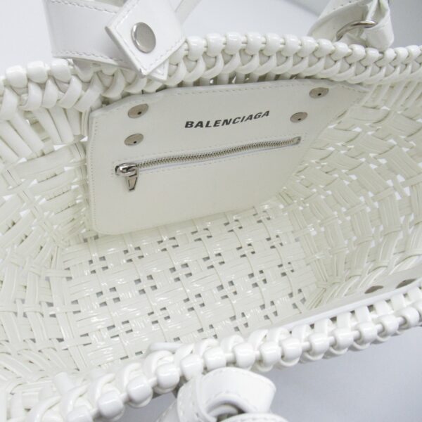 2107600977393 2 Balenciaga Bistro XS Handbag Polyurethane White