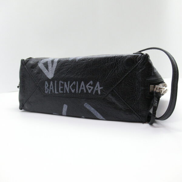 2107600978611 4 Balenciaga Paper A6 Handbag Black