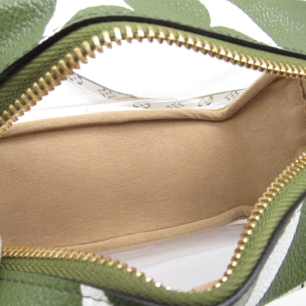 2107600982861 2 LOUIS VUITTON Beach Pouch Accessory Pouch Monogram Giant Khaki