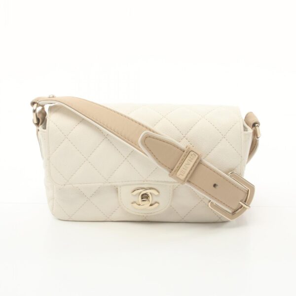 2107601005866 1 CHANEL Matelasse Shoulder Bag Leather White