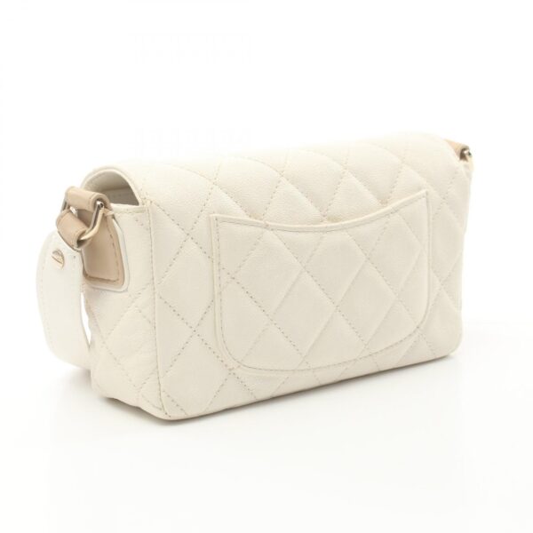 2107601005866 2 CHANEL Matelasse Shoulder Bag Leather White