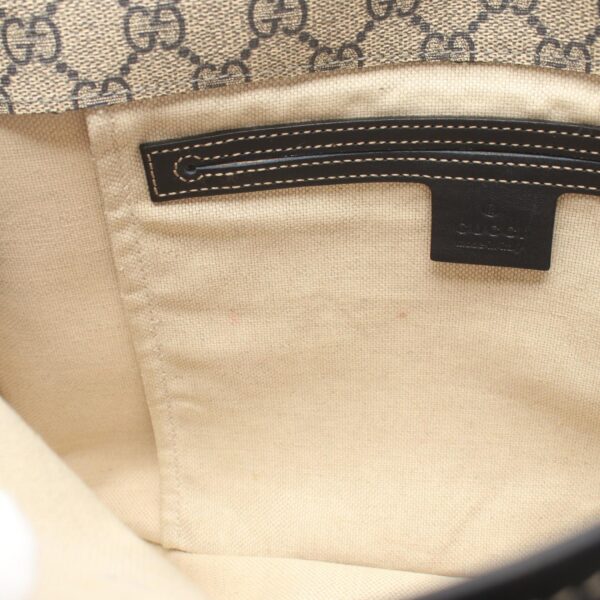 2118300053683 5 Gucci Gg Supreme Shoulder Bag Ivory