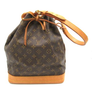 2118500042661 1 Gucci GG Shoulder Bag