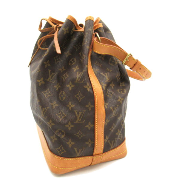 2118500042661 3 Louis Vuitton Noe Monogram Shoulder Bag Brown