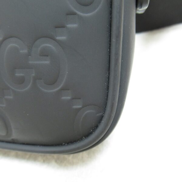 2118500046133 7 Gucci Gg Rubber Crossbody Bag Black