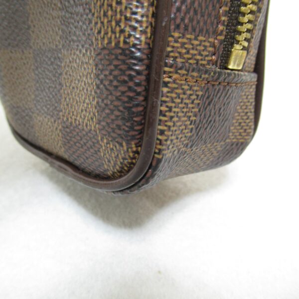 2118700051890 6 Louis Vuitton Etui Okapi PM Digital Camera Case Damier Brown