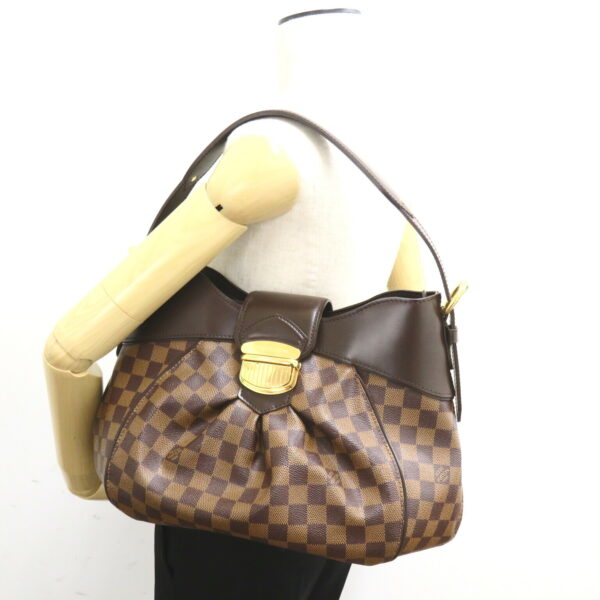 2118800095077 6 LOUIS VUITTON Sistine Shoulder Bag Damier Brown