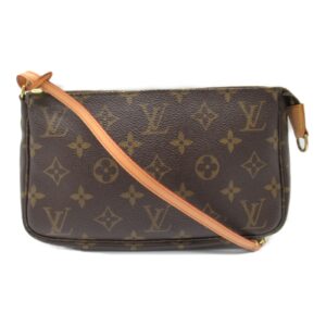 2119900005362 3 Louis Vuitton Batignolles Monogram Brown