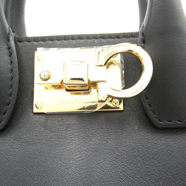 2120100001498 9 Salvatore Ferragamo 2Way Leather Shoulder Bag Black