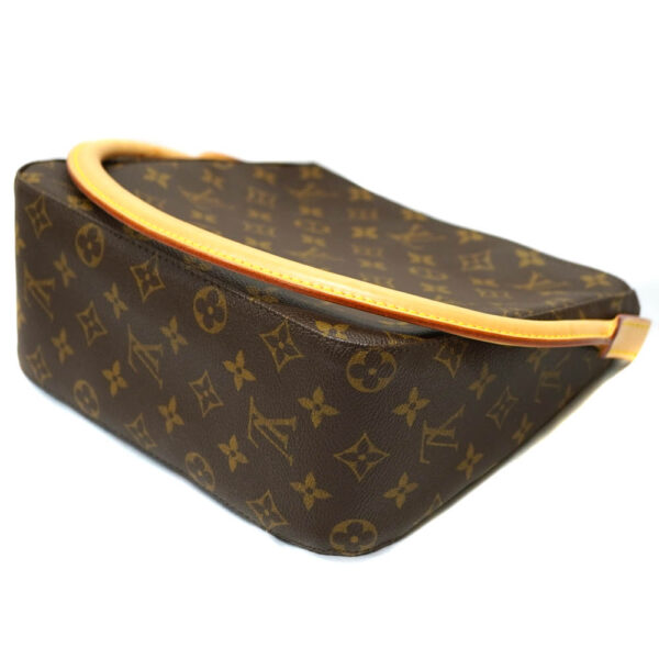 22 1761 6 Louis Vuitton Looping MM Monogram Shoulder Bag