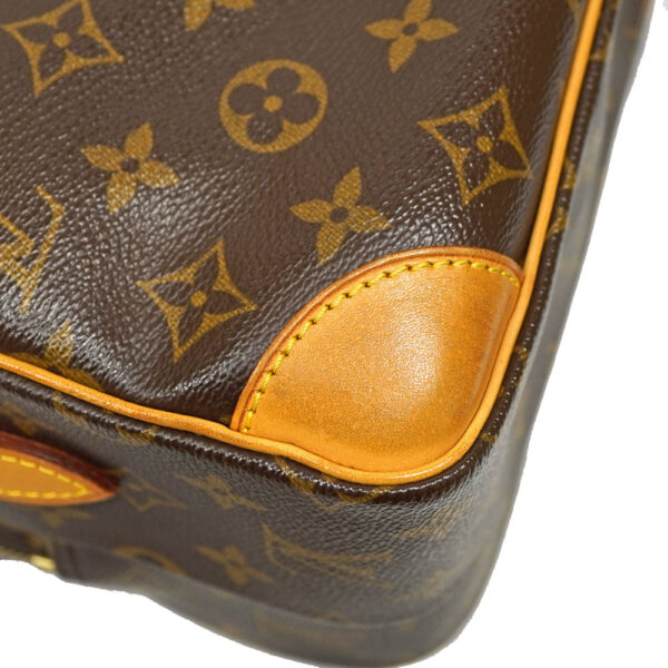 22 1774 6 Louis Vuitton Nile Monogram Shoulder Bag