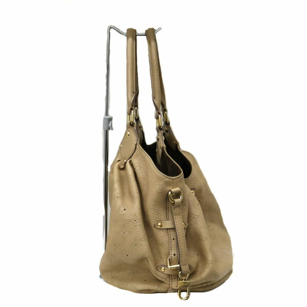 22 206 4 Louis Vuitton Mahina XL Tote Bag Mahina Beige