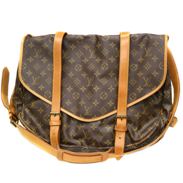 22 2431 2 Louis Vuitton Saumur 43 Shoulder Bag Monogram Canvas Brown