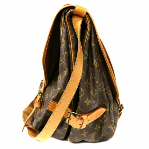 22 2431 5 Louis Vuitton Saumur 43 Shoulder Bag Monogram Canvas Brown