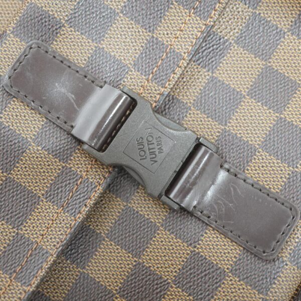 22 3468 10 Louis Vuitton Pochette Melvire Damier Shoulder Bag