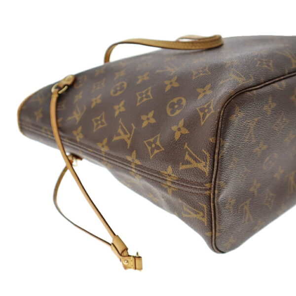 22 3968 5 Louis Vuitton Neverfull MM Tote Bag Monogram Canvas Brown