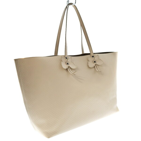 22 4030 1 Bottega Veneta Tote Bag Leather White Off White