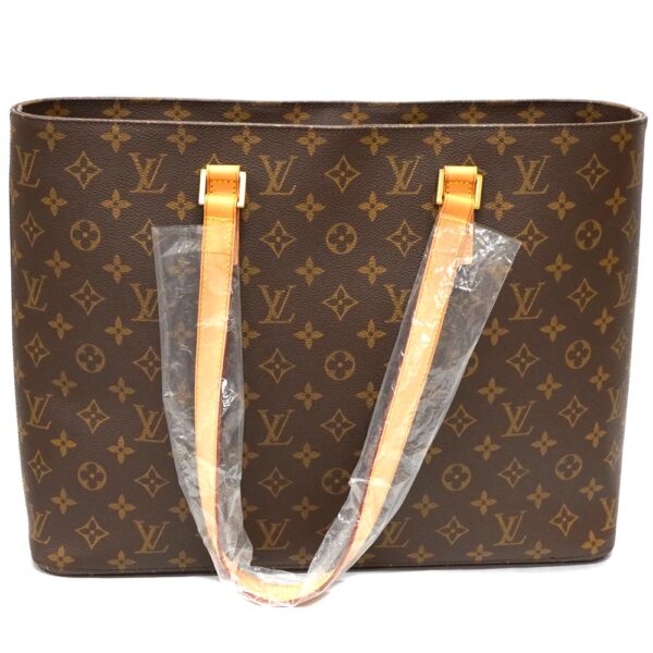 22 4042 2 Louis Vuitton Luco Monogram Tote Bag