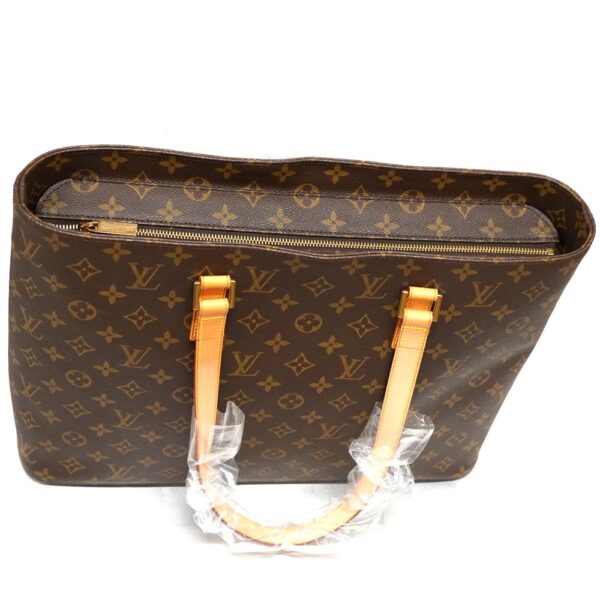 22 4042 7 Louis Vuitton Luco Monogram Tote Bag