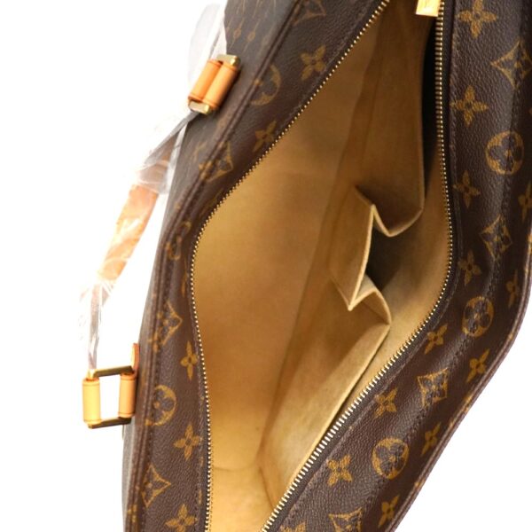 22 4042 8 Louis Vuitton Luco Monogram Tote Bag