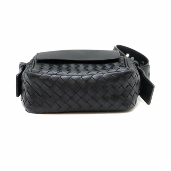 22 4337 5 Bottega Veneta Shoulder Bag Leather Black