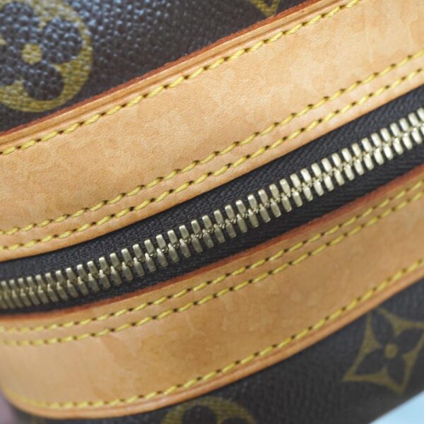 22 4417 9 Louis Vuitton Saxophone Squash Monogram Messenger Bag