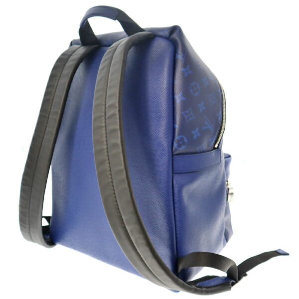 22 5157 2 Louis Vuitton Discovery Backpack Taiga Leather Blue Blue