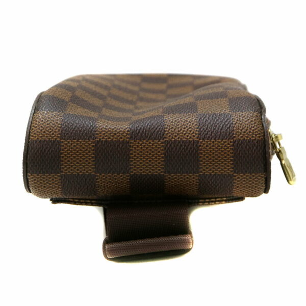 22 52 5 Louis Vuitton Jeronimos Body Bag Damier Brown