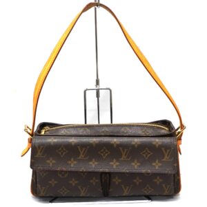 22 5667 1 Louis Vuitton Damier Cover Piano Tote Bag Tea