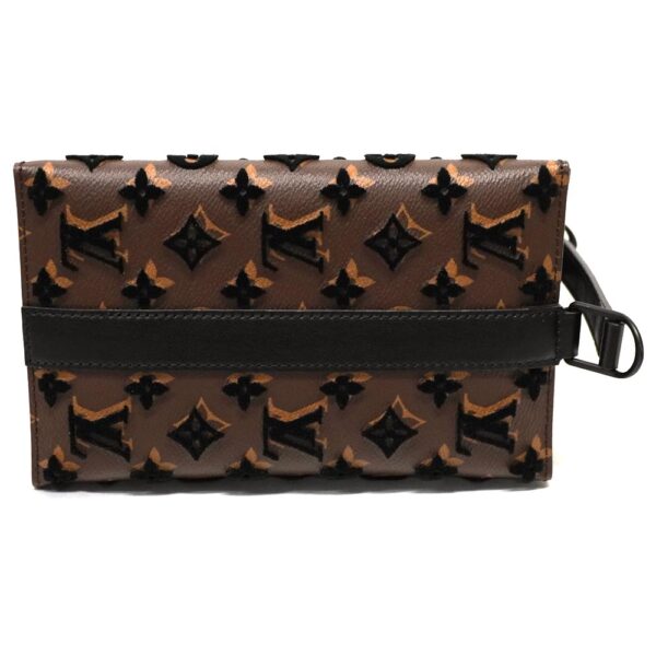 22 5675 5 Louis Vuitton Triangle Messenger Bag Monogram Taffetage Brown