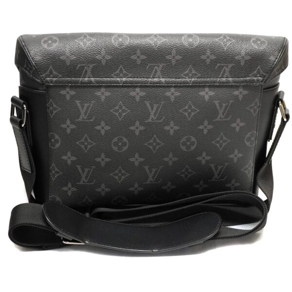 22 6040 2 Louis Vuitton Messenger Voyage Shoulder Bag Monogram Eclipse Black