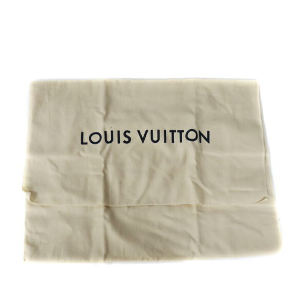 22 6799 17 Louis Vuitton Messenger Voyage PM Shoulder Bag