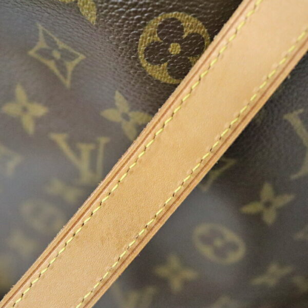 22 6907 11 Louis Vuitton Batignolles Vertical Shoulder Bag Monogram Brown