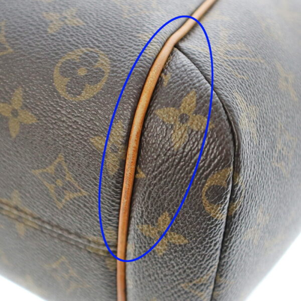 22 7425 6 Louis Vuitton Totally PM Monogram Tote Bag