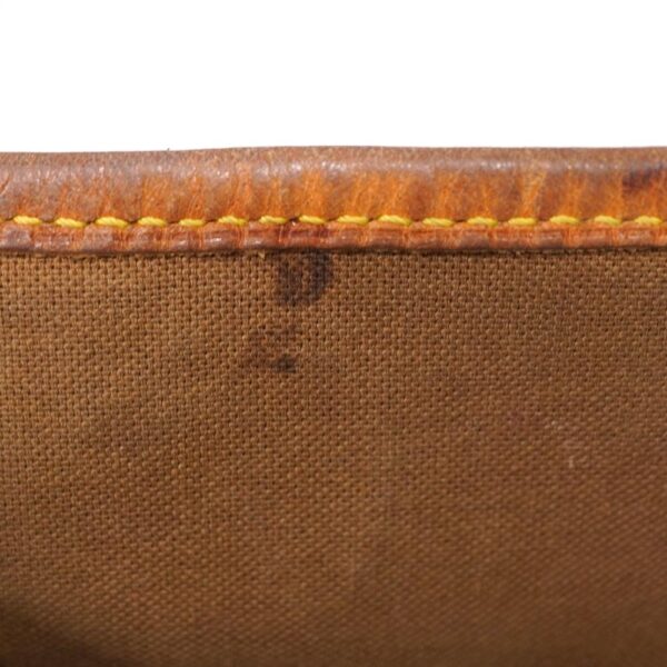 22 8270 12 Louis Vuitton Batignolles Horizontal Handbag Monogram Canvas Brown