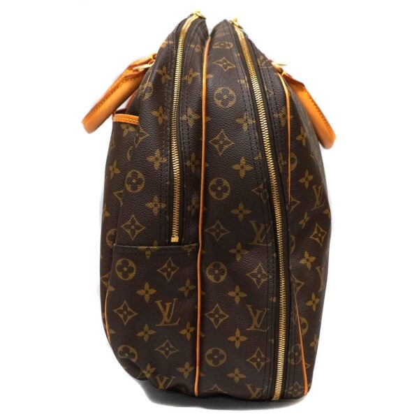 22 9329 3 Louis Vuitton Alizée Trois Poche Bag Monogram Canvas Brown