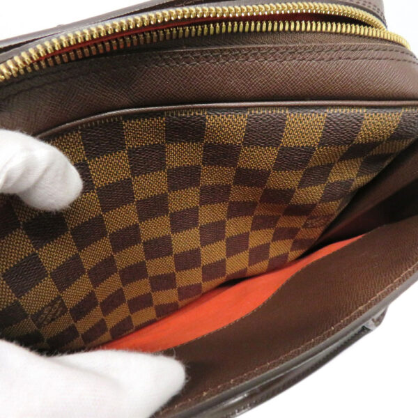 22012599 Louis Vuitton Triana Handbag Damier Canvas Brown