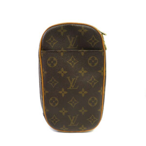 22015611 Louis Vuitton Concorde Monogram Handbag Brown