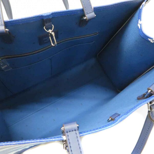 22080367 Louis Vuitton On the Go GM Handbag Escale Blue