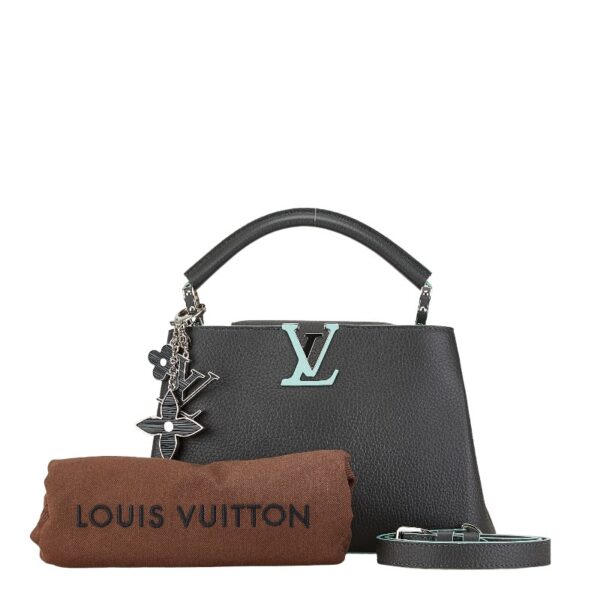 222 60809 1 Louis Vuitton Capucines BB Taurillon Shoulder Bag Black